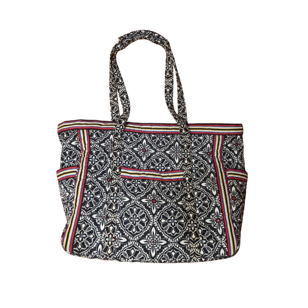 VERA BRADLEY “Carried Away” Extra Large Zipper Tote in Barcelona Design